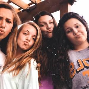 Meet your Posher, Sydney